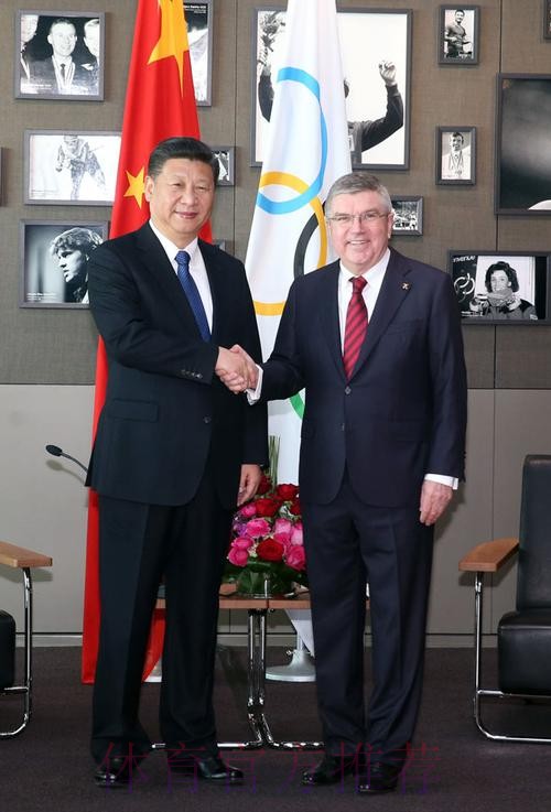 习近平会见国际奥林匹克委员会主席巴赫